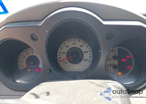 2004 Nissan Xterra Xe z USA, uszkodzony, nr VIN 5N1ED28T84C625363